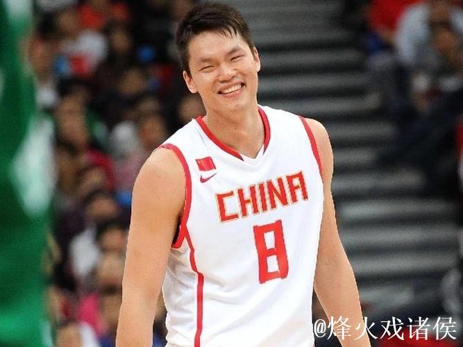 以朱芳雨第一人称独白，中国男篮的硬汉朱八，打球打架都猛！